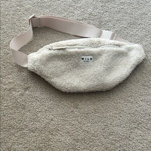 Wilo Cream Crossbody Bag